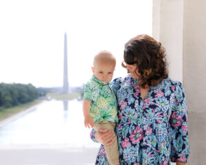 Family Photo Session at The Lincoln Memorial, Maisi Julian Photography